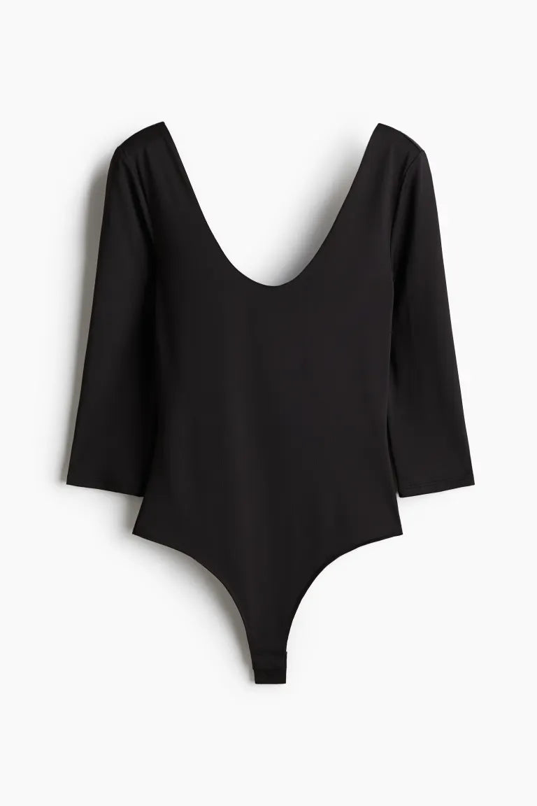 Scoop-neck thong body