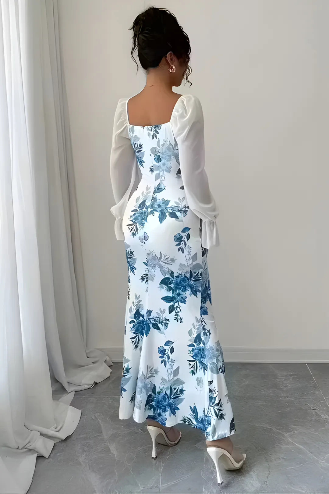 The Blue Willow Romance